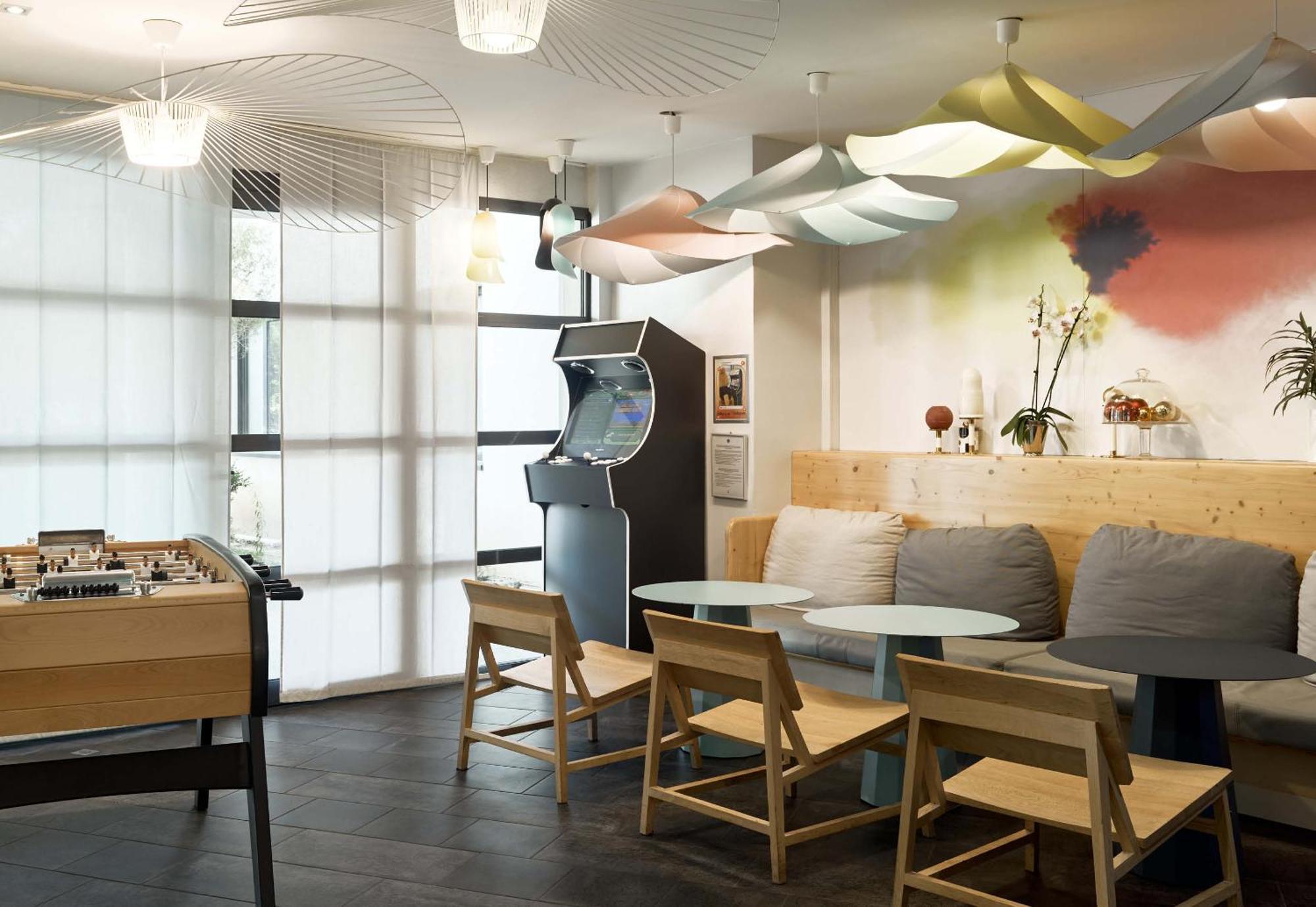 Est 4* Velizy-Villacoublay